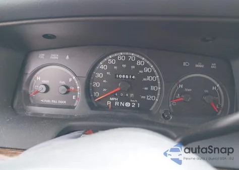 2002 Ford Crown Victoria Lx z USA, uszkodzony, nr VIN 2FAFP74WX2X158353